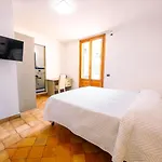 Penzion Residenza Ester 4*