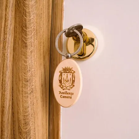 Residenza Ester בית הארחה 4*