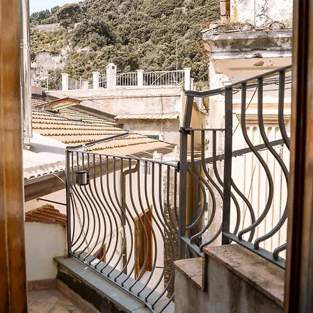 Affittacamere Residenza Ester Amalfi