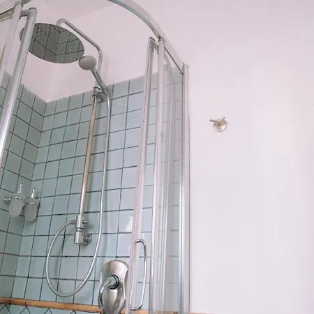 בית הארחה Residenza Ester