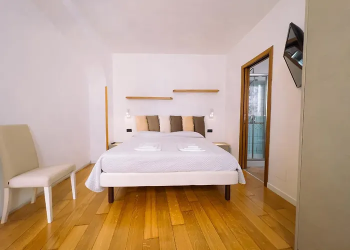 Affittacamere Residenza Ester 4*